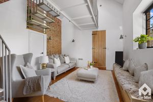 Photo 16- click for photo gallery